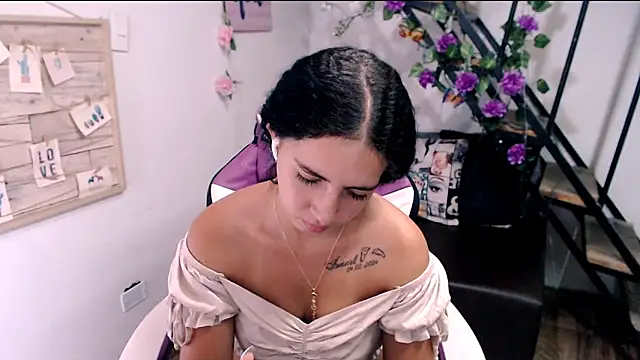 samantha baby  online show from 31, 5, 2026
