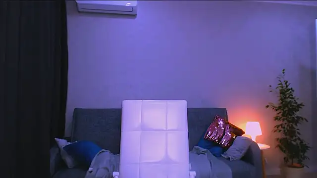 LesleySweet online show from 5, 2, 2026