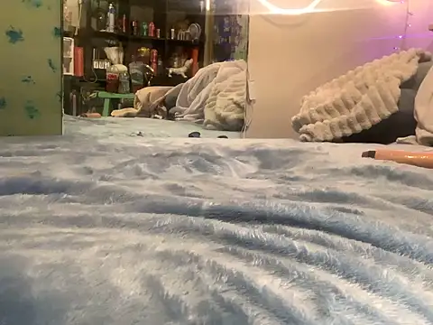 ThICk JuIcEy online show from 2, 3, 2026