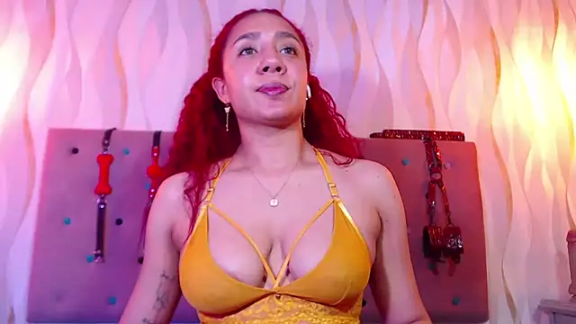 IsabelaLatina online show from 28, 2, 2026