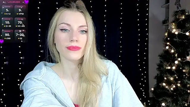 Lilianna Just online show from 6, 1, 2025