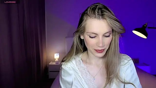 Lilianna Just online show from 2, 7, 2026