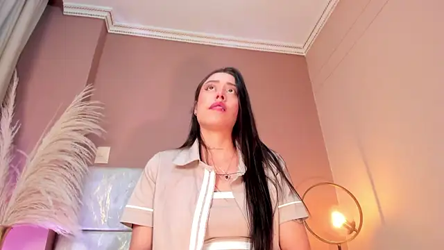 Snapshot of NoraDasilva chatting on 8, 11, 2025 NoraDasilva online show from 8, 11, 2025