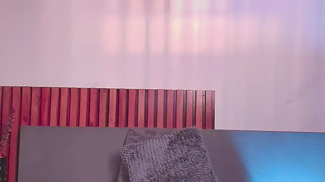 Snapshot of NoraDasilva chatting on 2, 12, 2025 NoraDasilva online show from 2, 12, 2025