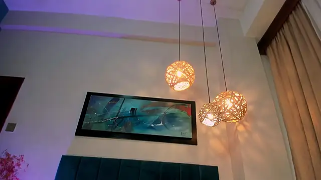 Snapshot of NoraDasilva chatting on 21, 12, 2025 NoraDasilva online show from 21, 12, 2025