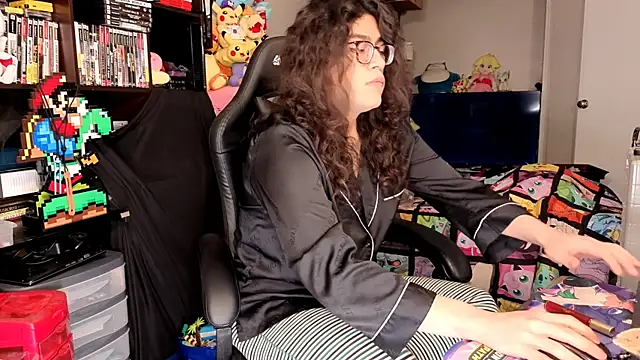 ShinyCherub online show from 5, 4, 2026