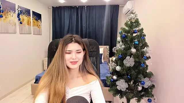 Snapshot of AnneTLi chatting on 30, 12, 2024 AnneTLi online show from 30, 12, 2024