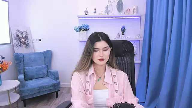 Snapshot of AnneTLi chatting on 3, 11, 2025 AnneTLi online show from 3, 11, 2025