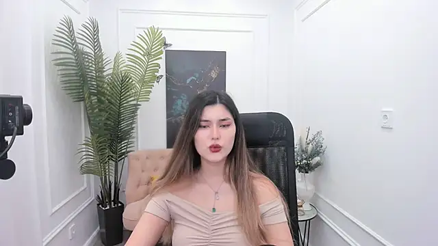 Snapshot of AnneTLi chatting on 29, 11, 2025 AnneTLi online show from 29, 11, 2025