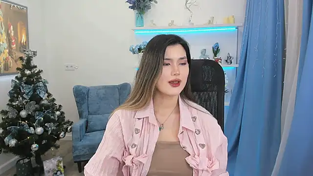 Snapshot of AnneTLi chatting on 14, 12, 2025 AnneTLi online show from 14, 12, 2025