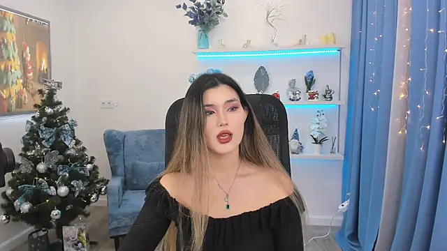 Snapshot of AnneTLi chatting on 16, 12, 2025 AnneTLi online show from 16, 12, 2025