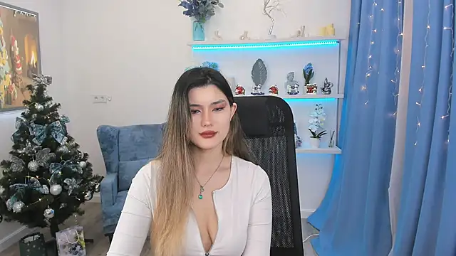 Snapshot of AnneTLi chatting on 19, 12, 2025 AnneTLi online show from 19, 12, 2025