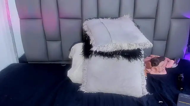  MiaBrown  online show from 19, 3, 2025