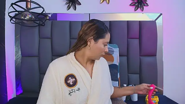  MiaBrown  online show from 11, 1, 2026