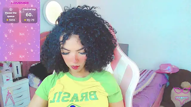 Tanedra collings online show from 17, 3, 2026