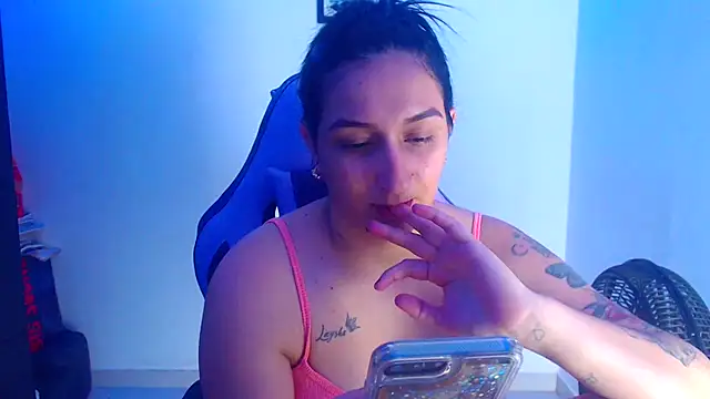 Snapshot of liz_dirty chatting on 24, 9, 2025 liz dirty online show from 24, 9, 2025