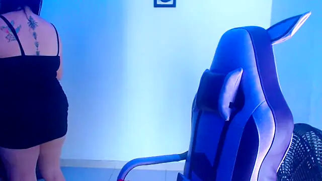 Snapshot of liz_dirty chatting on 5, 10, 2025 liz dirty online show from 5, 10, 2025