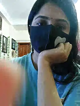 Snapshot of Suvosri chatting on 4, 3, 2025 Suvosri online show from 4, 3, 2025