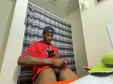 Snapshot of Z3US_UP_1 chatting on 12, 10, 2025 Z3US UP 1 online show from 12, 10, 2025