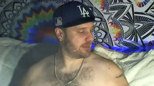 Snapshot of BlueEyedGuyPNW chatting on 20, 12, 2025 BlueEyedGuyPNW online show from 20, 12, 2025