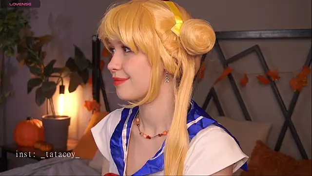 Snapshot of TataCoy chatting on 28, 11, 2025 TataCoy online show from 28, 11, 2025