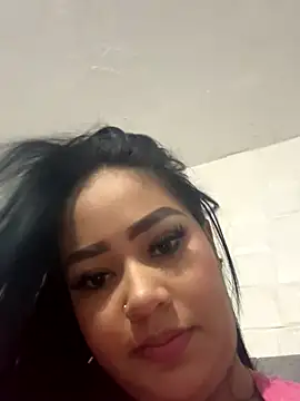 Snapshot of Luisa_Fernandaa chatting on 7, 10, 2025 Luisa Fernandaa online show from 7, 10, 2025