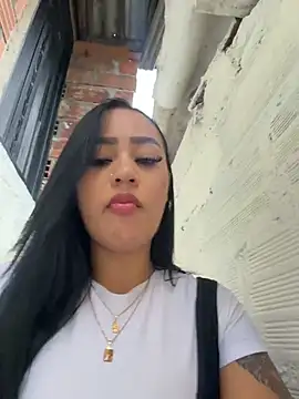Luisa Fernandaa online show from 12, 5, 2026