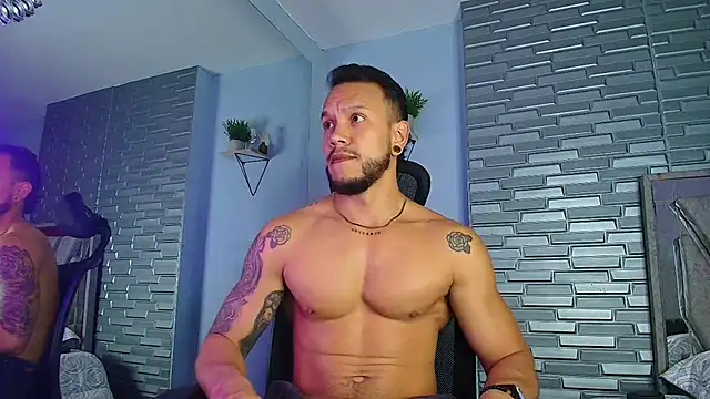 Snapshot of ARON_TAYLER01 chatting on 17, 2, 2026 ARON TAYLER01 online show from 17, 2, 2026