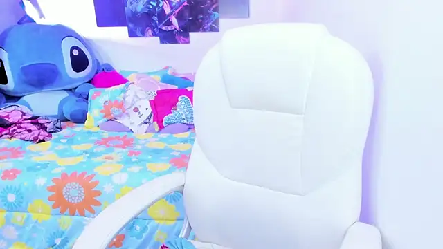 Snapshot of esmeralda112 chatting on 19, 2, 2025 esmeralda112 online show from 19, 2, 2025