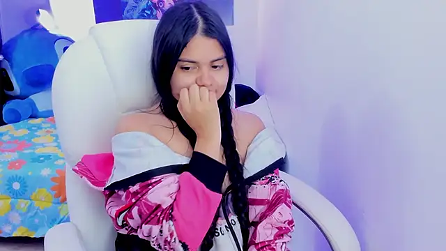 Snapshot of esmeralda112 chatting on 22, 2, 2025 esmeralda112 online show from 22, 2, 2025