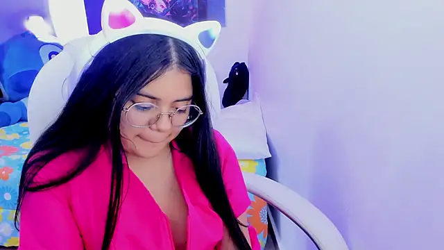 Snapshot of esmeralda112 chatting on 28, 2, 2025 esmeralda112 online show from 28, 2, 2025