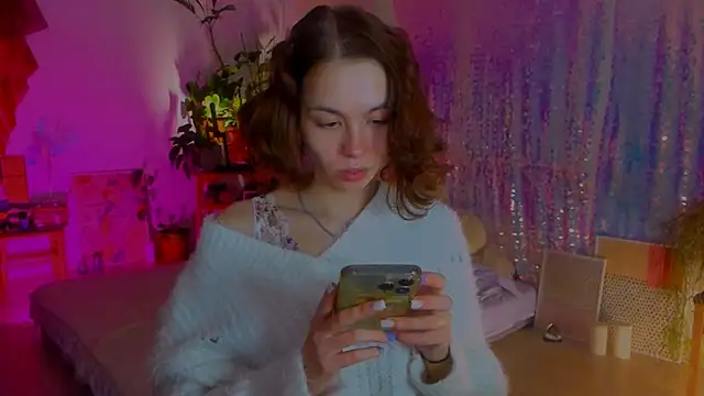 poli   online show from 10, 2, 2025