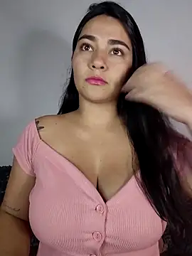 Snapshot of alison_villalobo chatting on 10, 7, 2026 alison villalobo online show from 10, 7, 2026