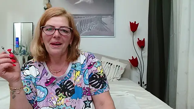 Snapshot of YulliaMilf chatting on 15, 3, 2025 YulliaMilf online show from 15, 3, 2025