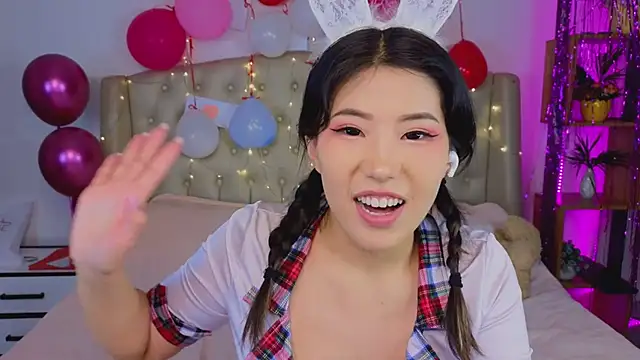 Snapshot of Wendy__Hills chatting on 13, 2, 2025 Wendy Hills online show from 13, 2, 2025