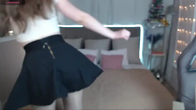 Snapshot of MollyBrams chatting on 14, 1, 2025 MollyBrams online show from 14, 1, 2025