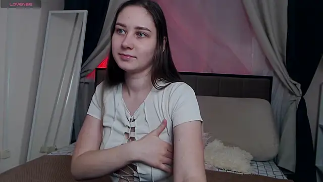 Snapshot of MollyBrams chatting on 27, 1, 2025 MollyBrams online show from 27, 1, 2025