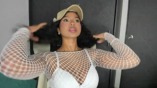 chloe ebony  online show from 15, 1, 2026