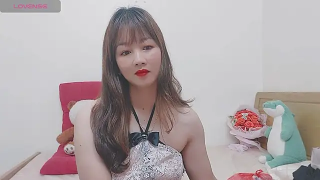 Holygirlsweet777 online show from 7, 1, 2025