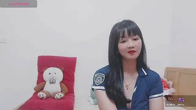 Holygirlsweet777 online show from 15, 1, 2025