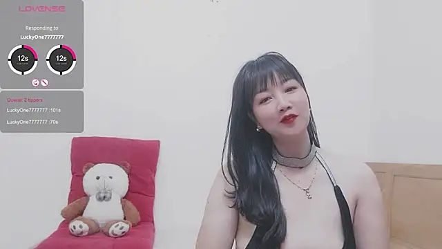 Holygirlsweet777 online show from 16, 1, 2025