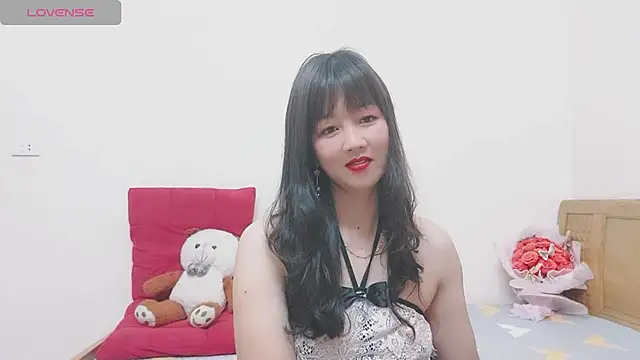 Holygirlsweet777 online show from 3, 2, 2025