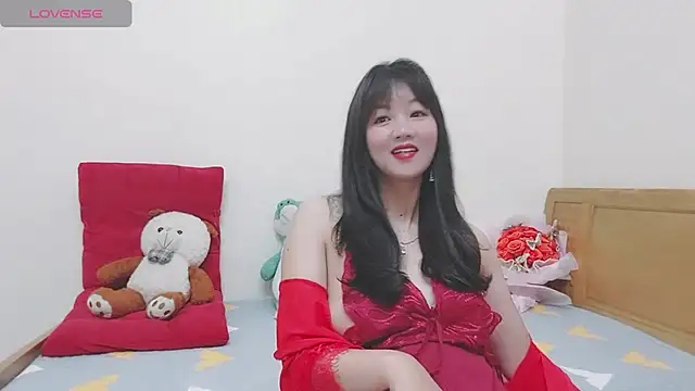 Holygirlsweet777 online show from 10, 2, 2025