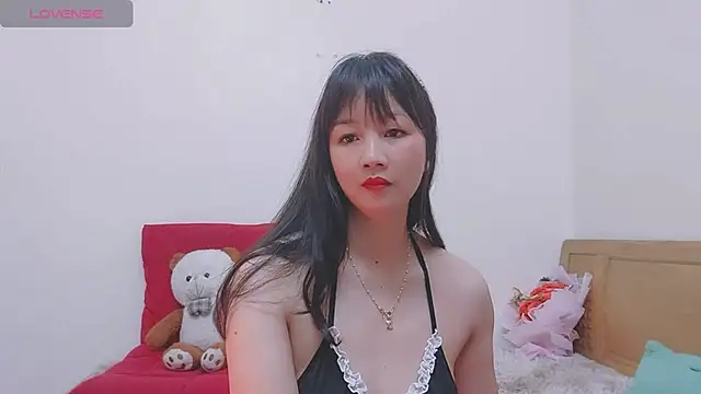 Holygirlsweet777 online show from 26, 2, 2025