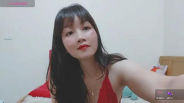 Holygirlsweet777 online show from 4, 3, 2025