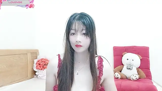 Holygirlsweet777 online show from 11, 9, 2025