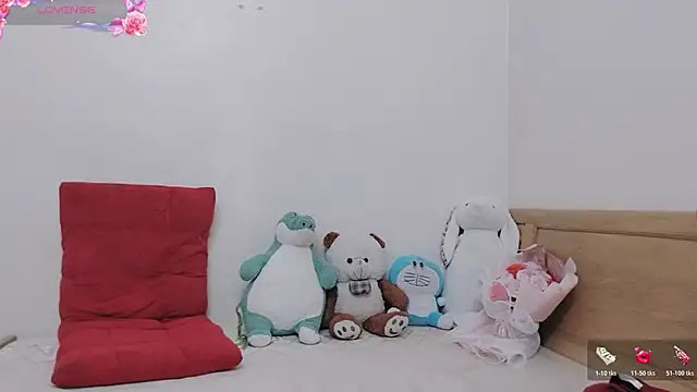 Holygirlsweet777 online show from 17, 11, 2025