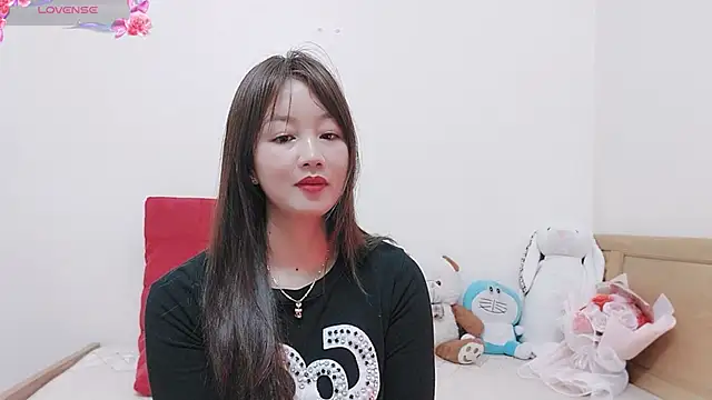 Holygirlsweet777 online show from 19, 11, 2025