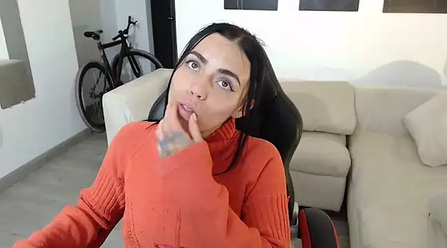 i am nina  online show from 27, 12, 2024