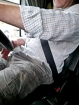 Snapshot of Tobyp677 chatting on 17, 10, 2025 Tobyp677 online show from 17, 10, 2025